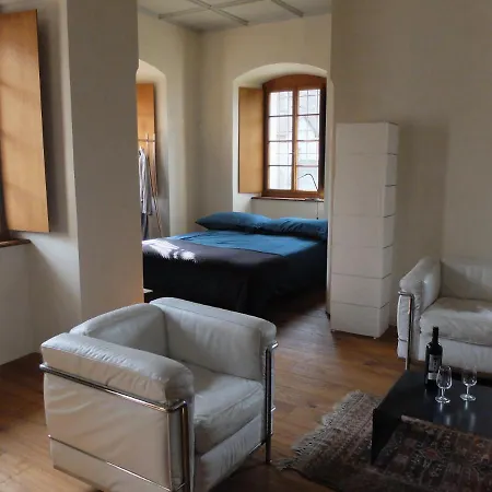 Palazzo Comacio Homestay Roveredo